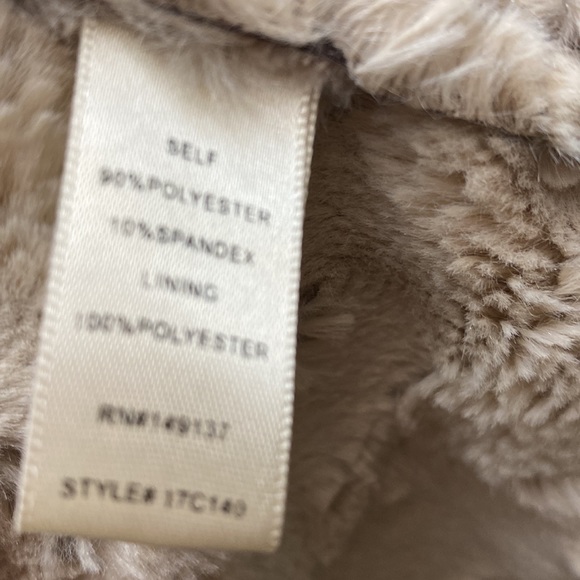 Faux fur soft vest - Picture 4 of 5